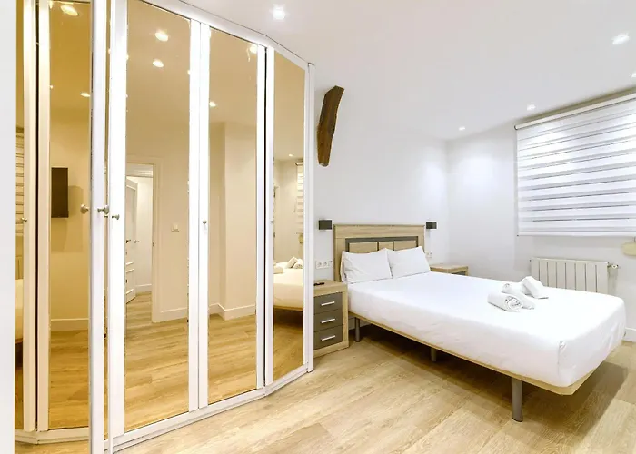 Apartment Old Town Carniceria Vieja By Next Stop *